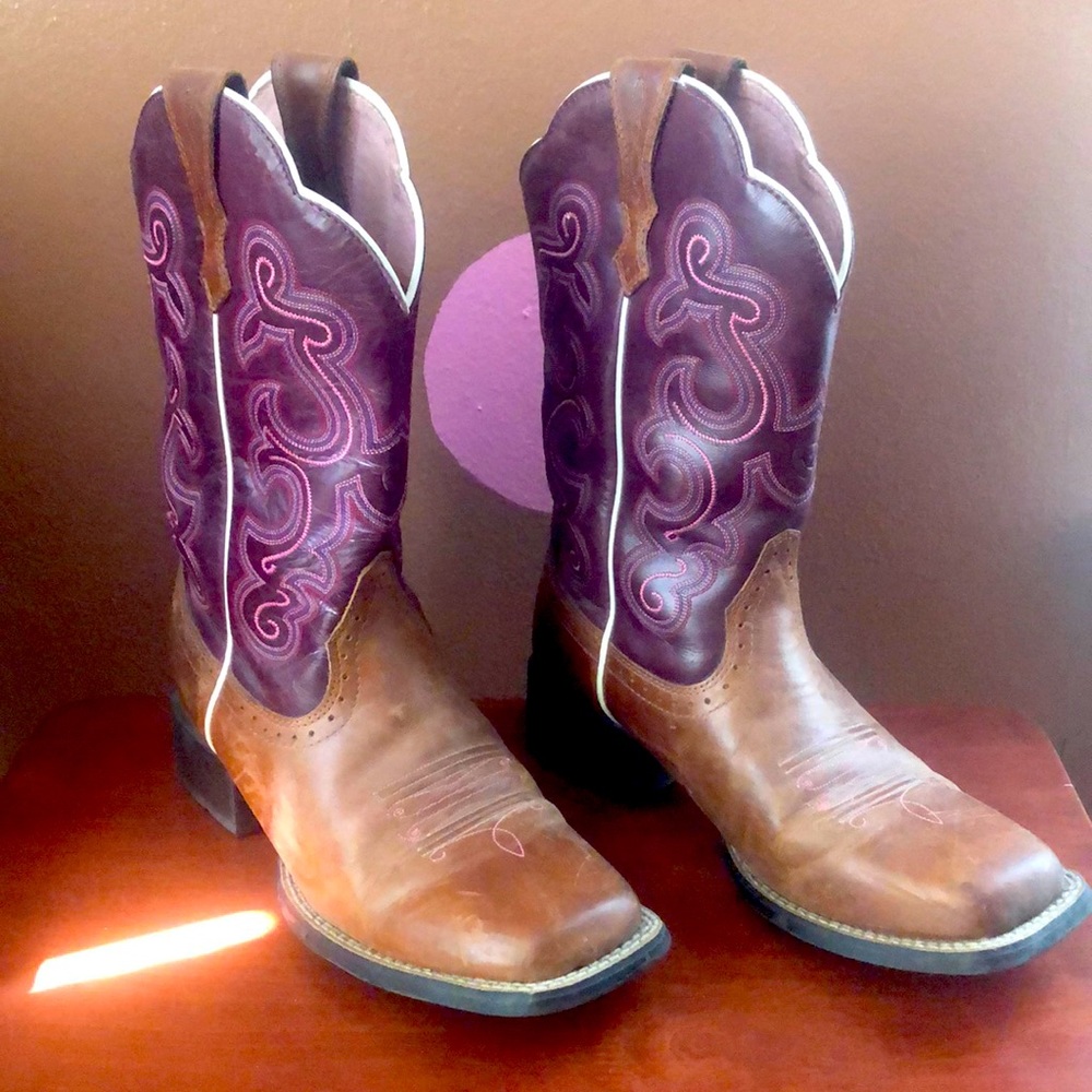 Maroon Ariat Boots